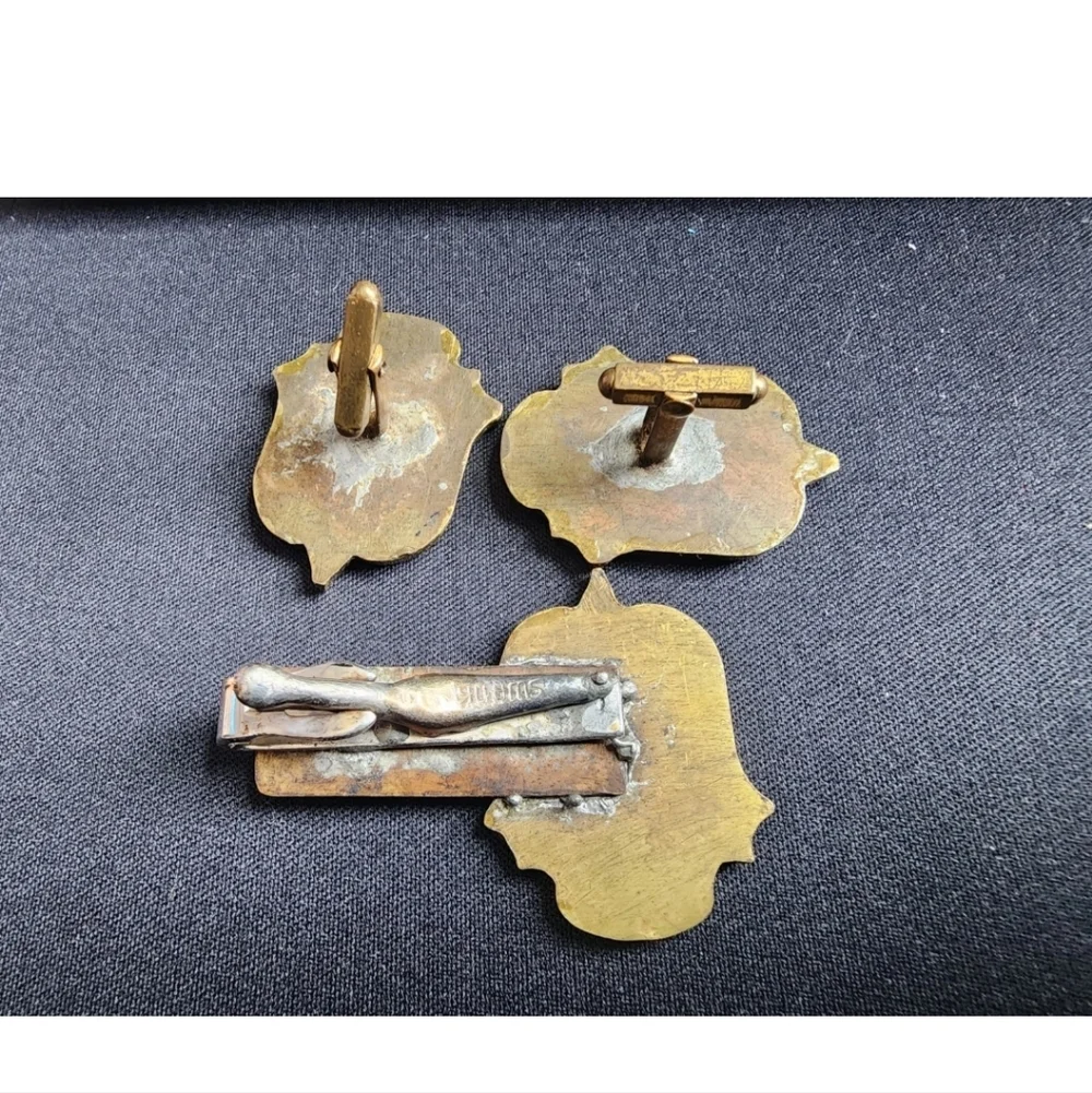Vintage Lincoln Owners Club Cufflinks Tie Bar Set Automobile Collectible